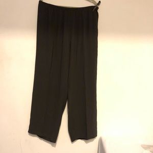 Exclusively Misook Black Pants Women’s 3 Petite